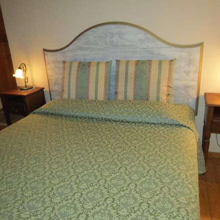 Agriturismo Borgo Del Papa Badia  ภายนอก รูปภาพ