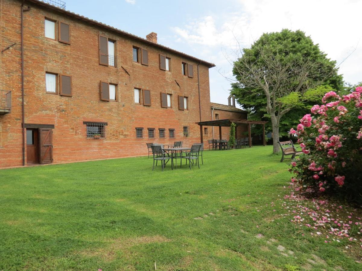 Agriturismo Borgo Del Papa Badia  ภายนอก รูปภาพ