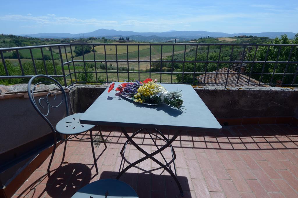 Agriturismo Borgo Del Papa Badia  ภายนอก รูปภาพ