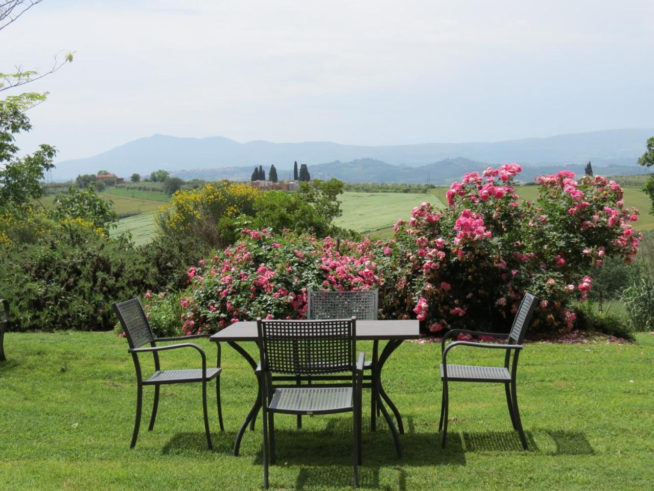 Agriturismo Borgo Del Papa Badia  ภายนอก รูปภาพ